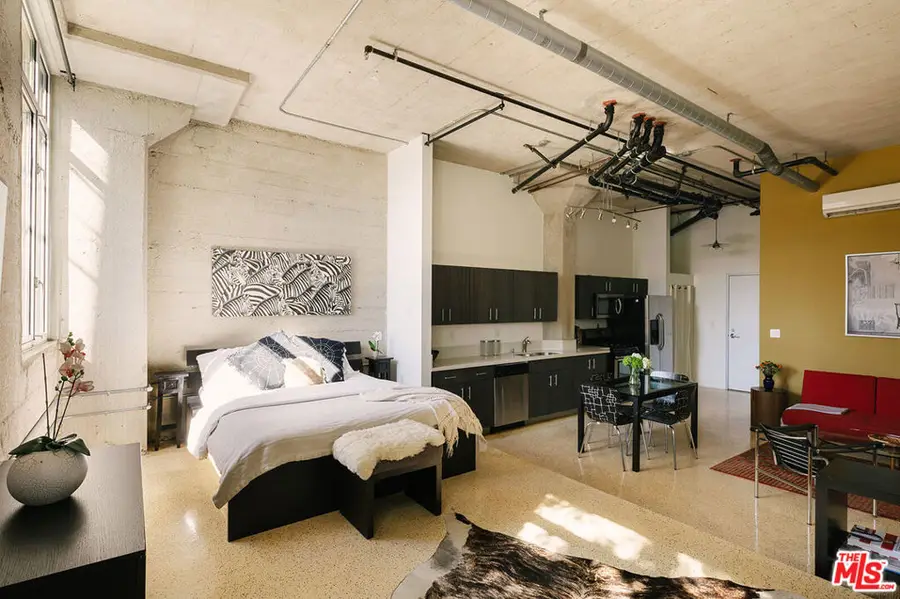 825 E 4th Street #110, Los Angeles, CA 90013 - Image #2