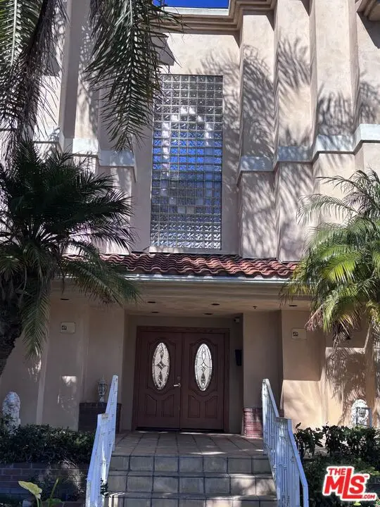 321 W Queen Street #9, Inglewood, CA 90301 - Image #1