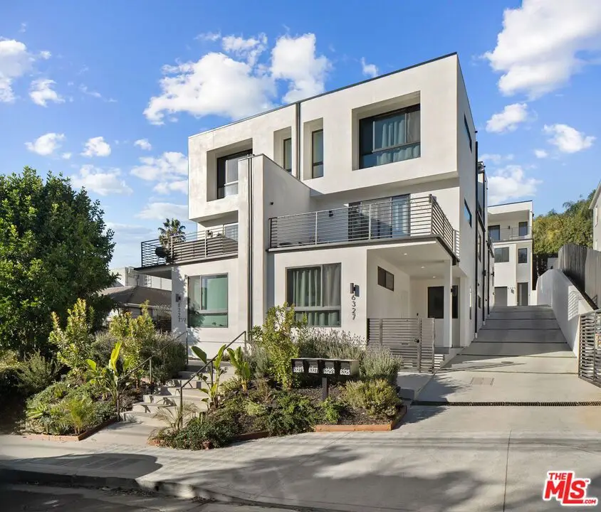 6325 Primrose Avenue, Los Angeles, CA 90068 - Image #3