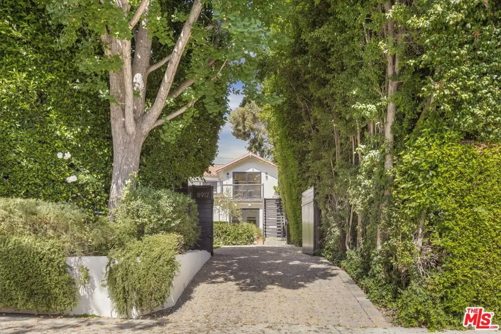 8917 Dorrington Avenue, West Hollywood, CA 90048 - Image #1