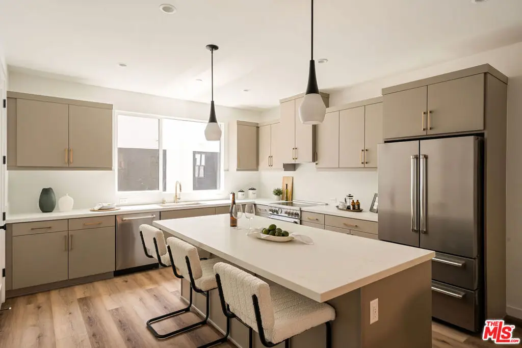 3863 N Riley Lane, Los Angeles, CA 90065 - Image #1