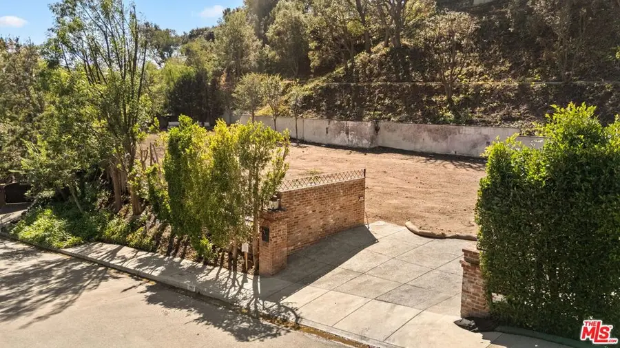 1297 Marinette Road, Pacific Palisades, CA 90272 - Image #2