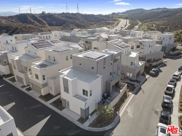 26666 Beartown Lane, Valencia, CA 91381