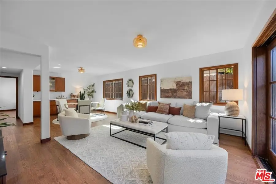 2504 Ocean Avenue, Venice, CA 90291 - Image #2