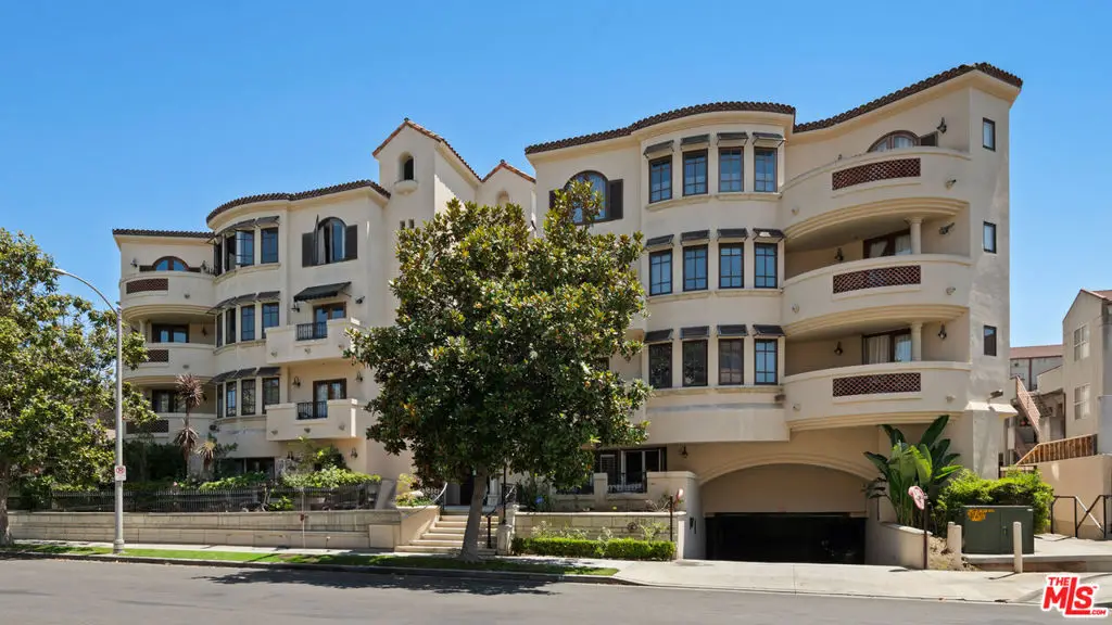 10364 Almayo Avenue #205, Los Angeles, CA 90064 - Image #1