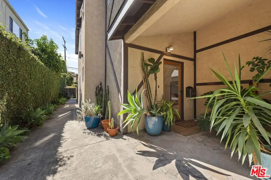 1508 Harvard Street #B, Santa Monica, CA 90404 - Image #2