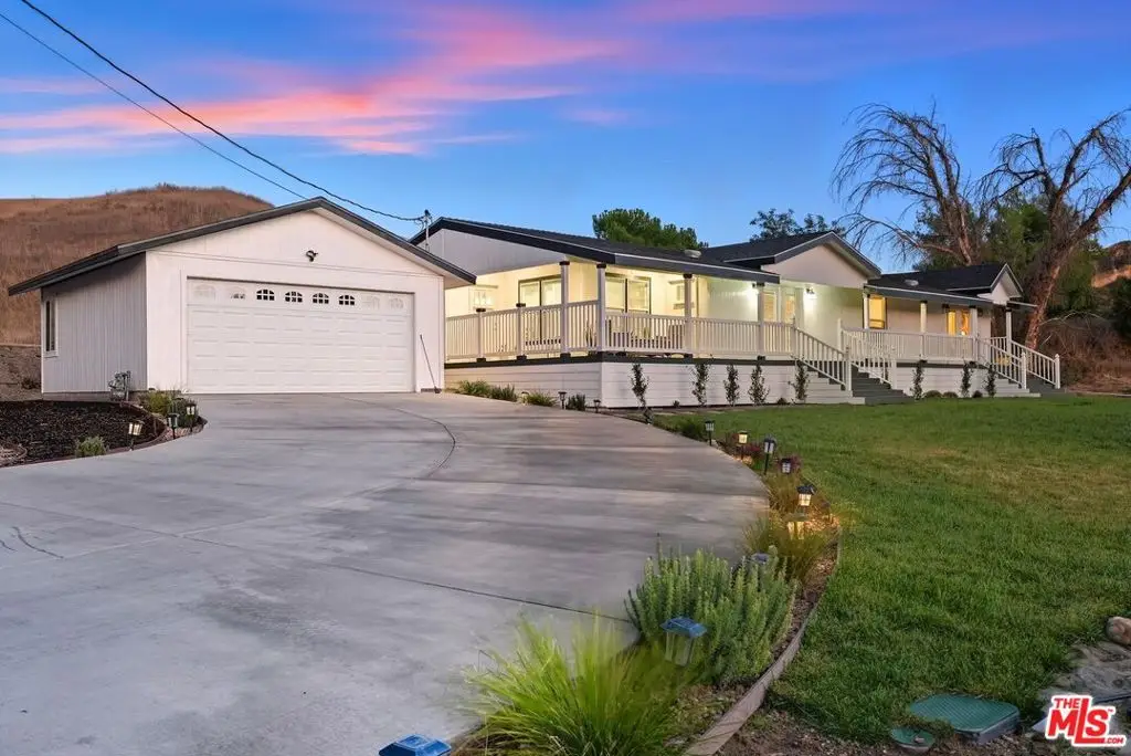 29626 Silver, Val Verde, CA 91384 - Image #1