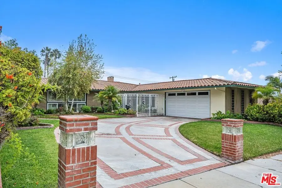 6636 Wooster Avenue, Los Angeles, CA 90056 - Image #3