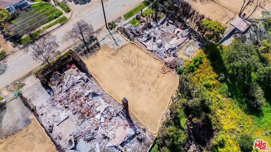 701 Radcliffe Avenue, Pacific Palisades, CA 90272 - Image #2