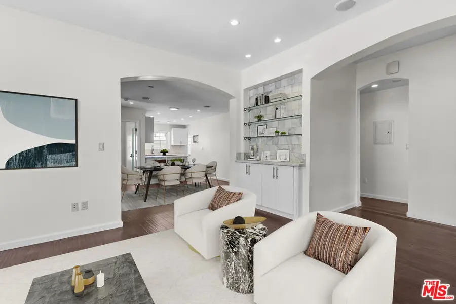 191 S Gardner Street, Los Angeles, CA 90036 - Image #2