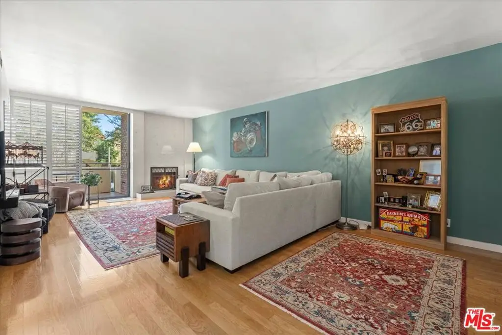 211 S Spalding Drive #N104, Beverly Hills, CA 90212 - Image #1