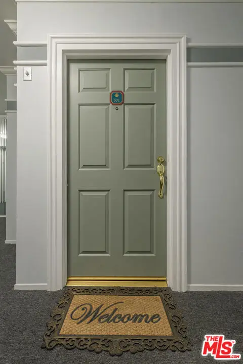 4829 Whitsett Avenue #301, Valley Village, CA 91607 - Image #2