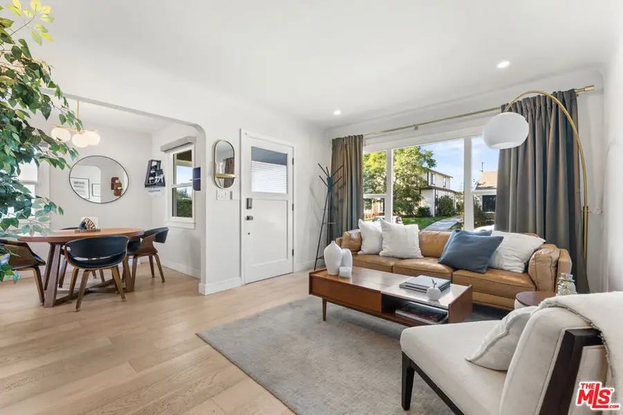 7818 Truxton Avenue, Los Angeles, CA 90045 - Image #3