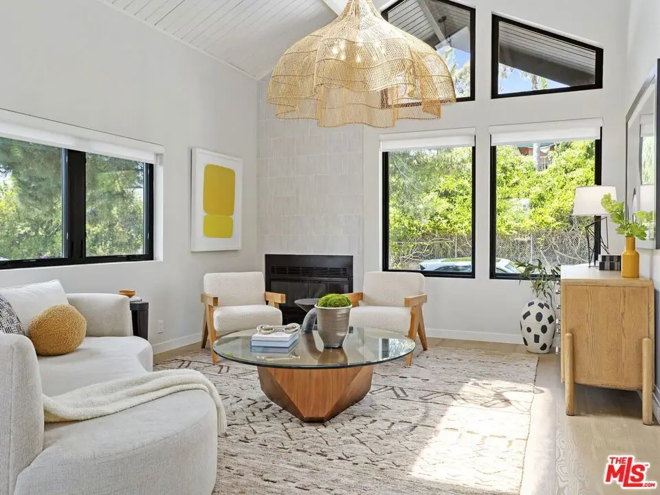 2304 Vestal Avenue, Los Angeles, CA 90026 - Image #1