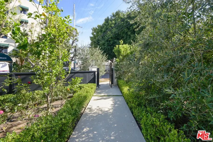 1153 S Clark Drive, Los Angeles, CA 90035 - Image #3