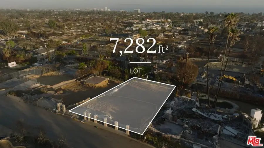 15330 Whitfield Avenue, Pacific Palisades, CA 90272 - Image #2