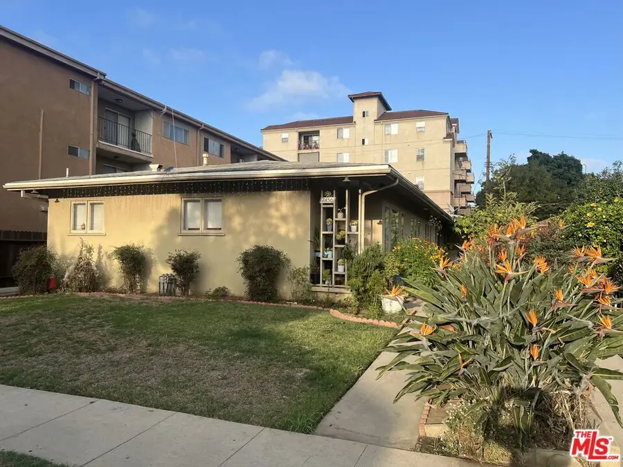 2450 Corinth Avenue, Los Angeles, CA 90064 - Image #3