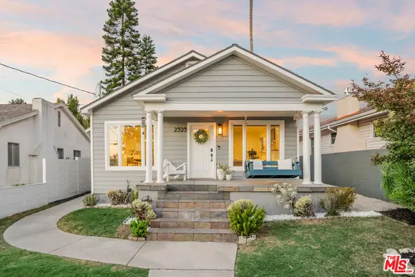 2325 Berkeley Avenue, Los Angeles, CA 90026