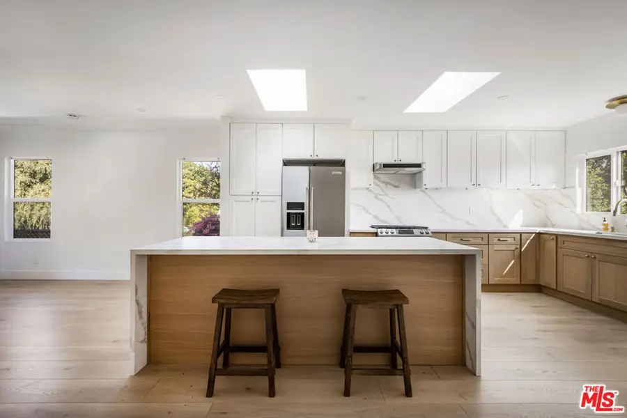 1402 Allesandro Street, Los Angeles, CA 90026 - Image #3