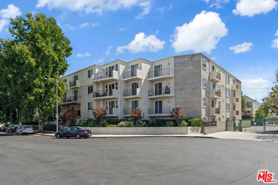 14412 Killion Street #205, Sherman Oaks, CA 91401 - Image #2