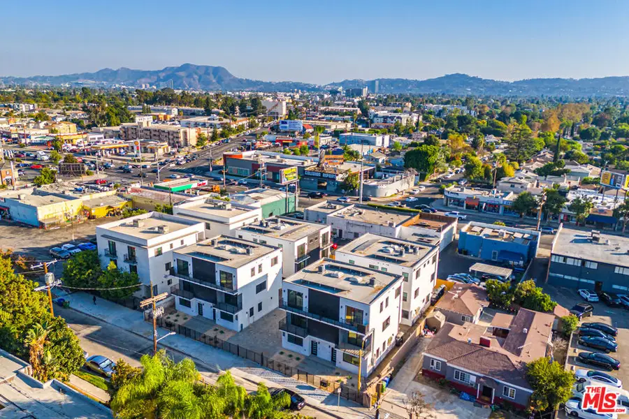 11734 Gilmore Street, North Hollywood, CA 91606 - Image #2