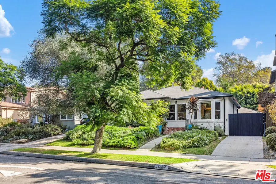 2342 Beverwil Drive, Los Angeles, CA 90034 - Image #3