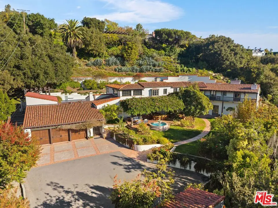 1744 Reedvale Lane, Los Angeles, CA 90049 - Image #1