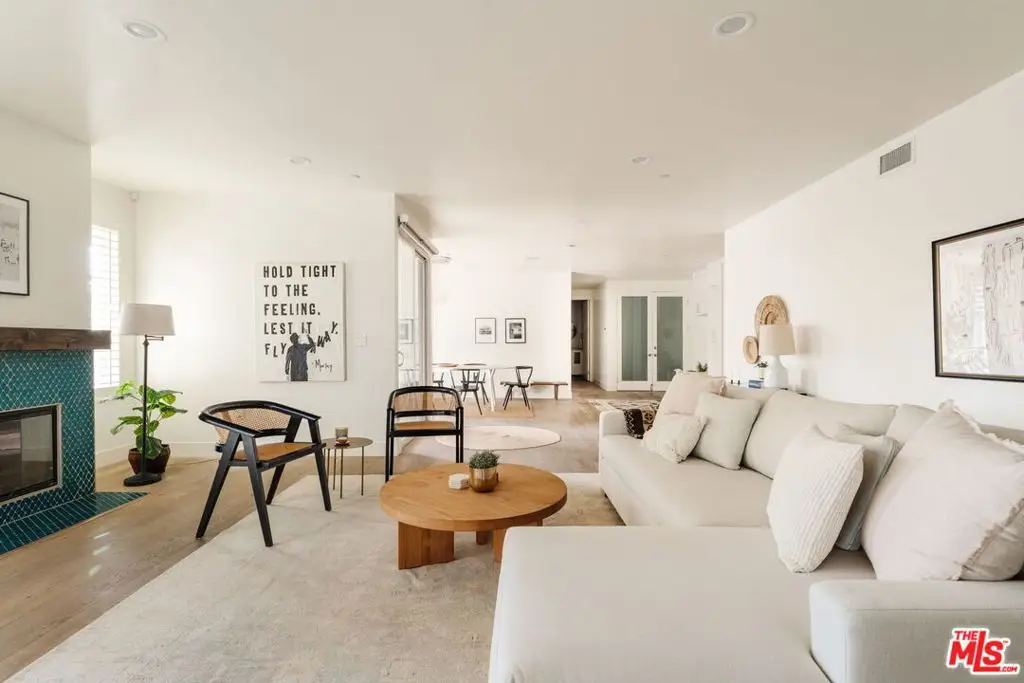 4925 Wilshire Boulevard #103, Los Angeles, CA 90010 - Image #1