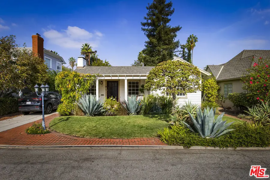 16 Oak Knoll Gardens Drive, Pasadena, CA 91106 - Image #2