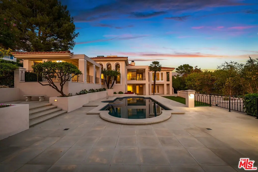 1136 Calle Vista Drive, Beverly Hills, CA 90210 - #1