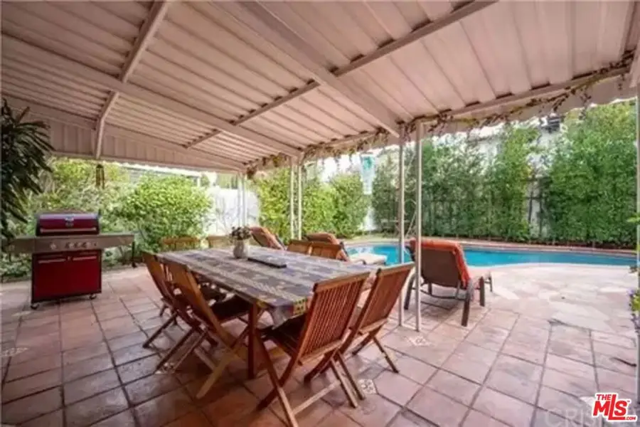 6020 Wilkinson Avenue, North Hollywood, CA 91606 - Image #2