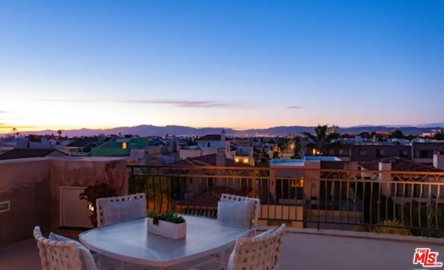 142 Union Jack Mall, Marina Del Rey, CA 90292 - Image #2