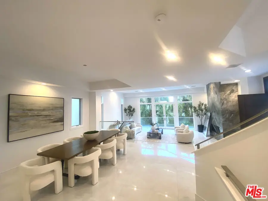 142 Union Jack Mall, Marina Del Rey, CA 90292 - Image #3