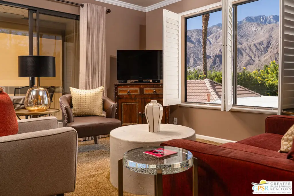 325 E Via Escuela #324, Palm Springs, CA 92262 - Image #1