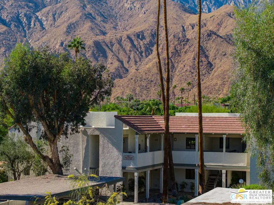 325 E Via Escuela #324, Palm Springs, CA 92262 - Image #2