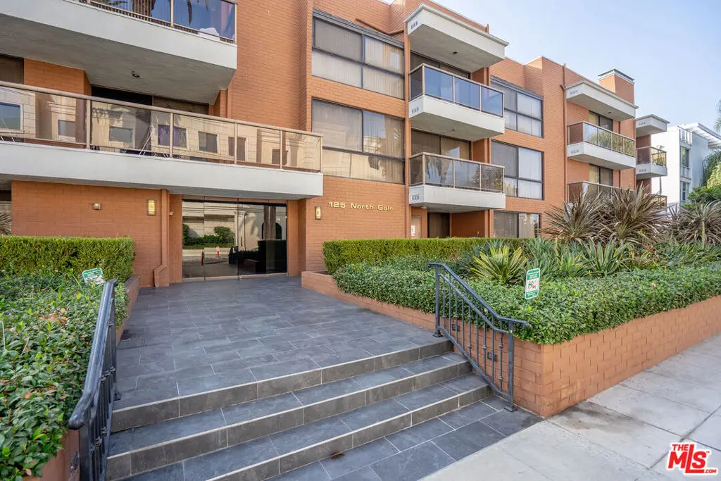 125 N Gale Drive #205, Beverly Hills, CA 90211 - Image #1