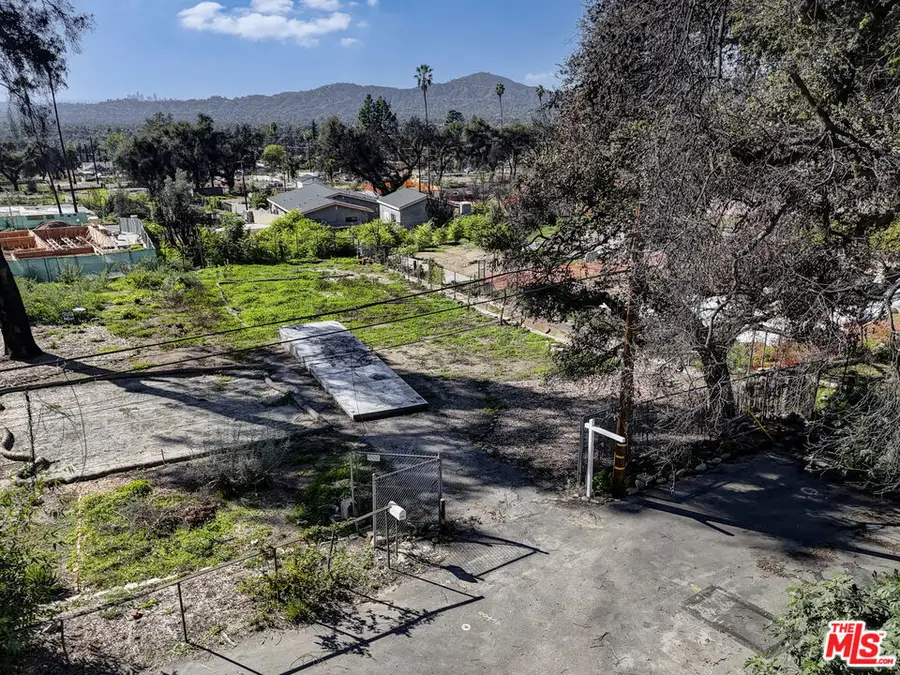 408 Wistaria Place, Altadena, CA 91001 - Image #3