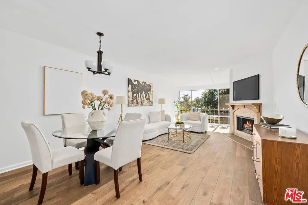 12720 Burbank Boulevard #318, Valley Village, CA 91607 - Image #1