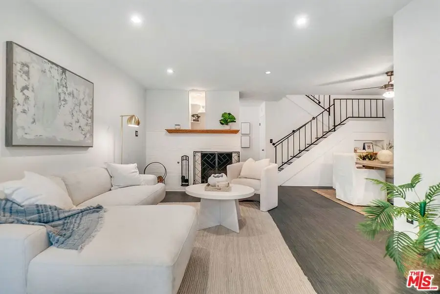 8121 Canby Avenue #4, Reseda, CA 91335 - Image #2