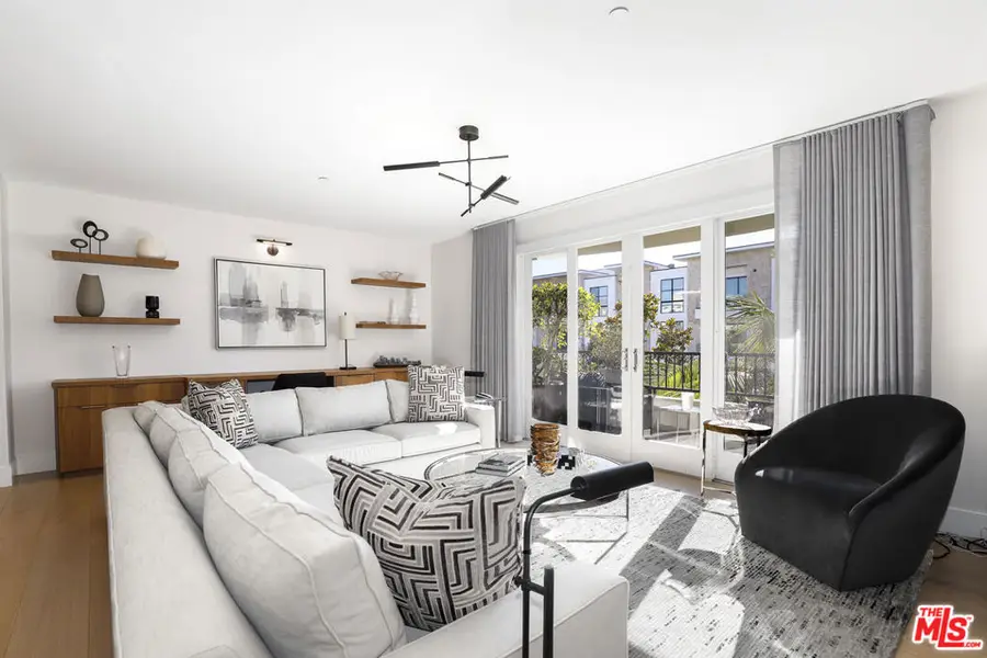 122 N Clark Drive #306, West Hollywood, CA 90048 - Image #3