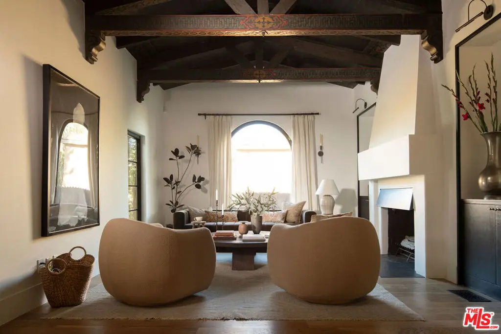 5308 Hillcrest Drive, Los Angeles, CA 90043 - Image #1