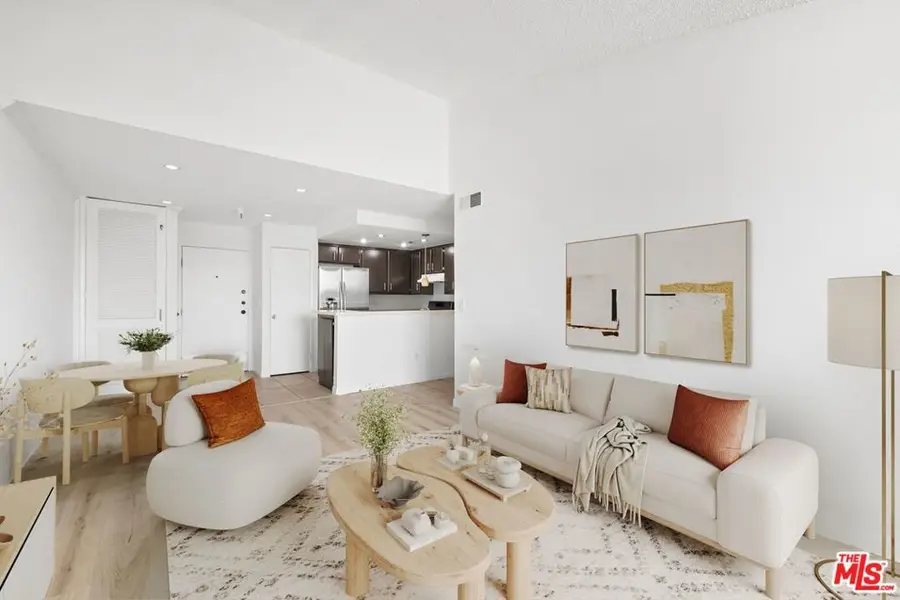 5143 Bakman Avenue #406, North Hollywood, CA 91601 - Image #2