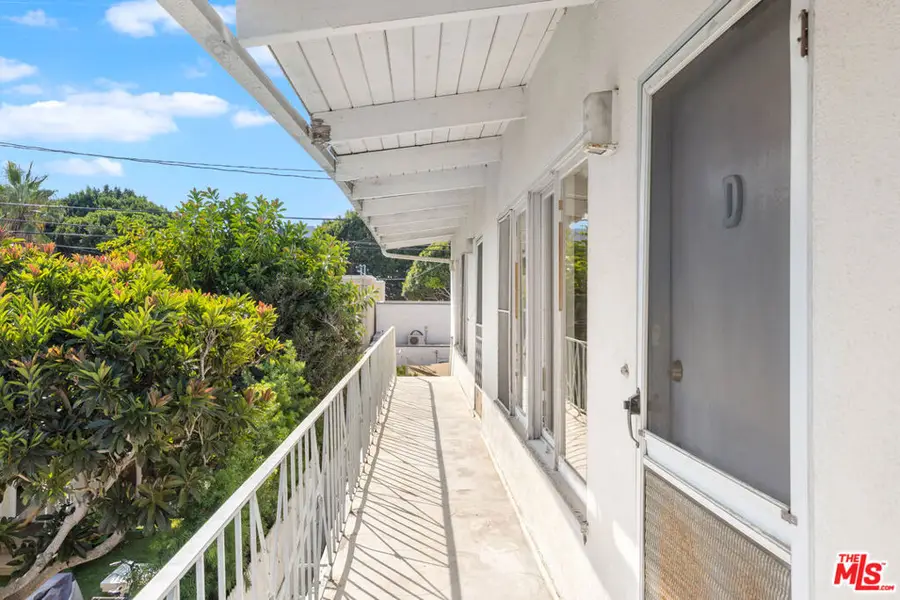 2922 2nd Street, Santa Monica, CA 90405 - Image #2