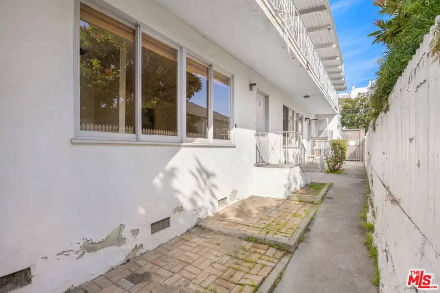 2922 2nd Street, Santa Monica, CA 90405 - Image #3