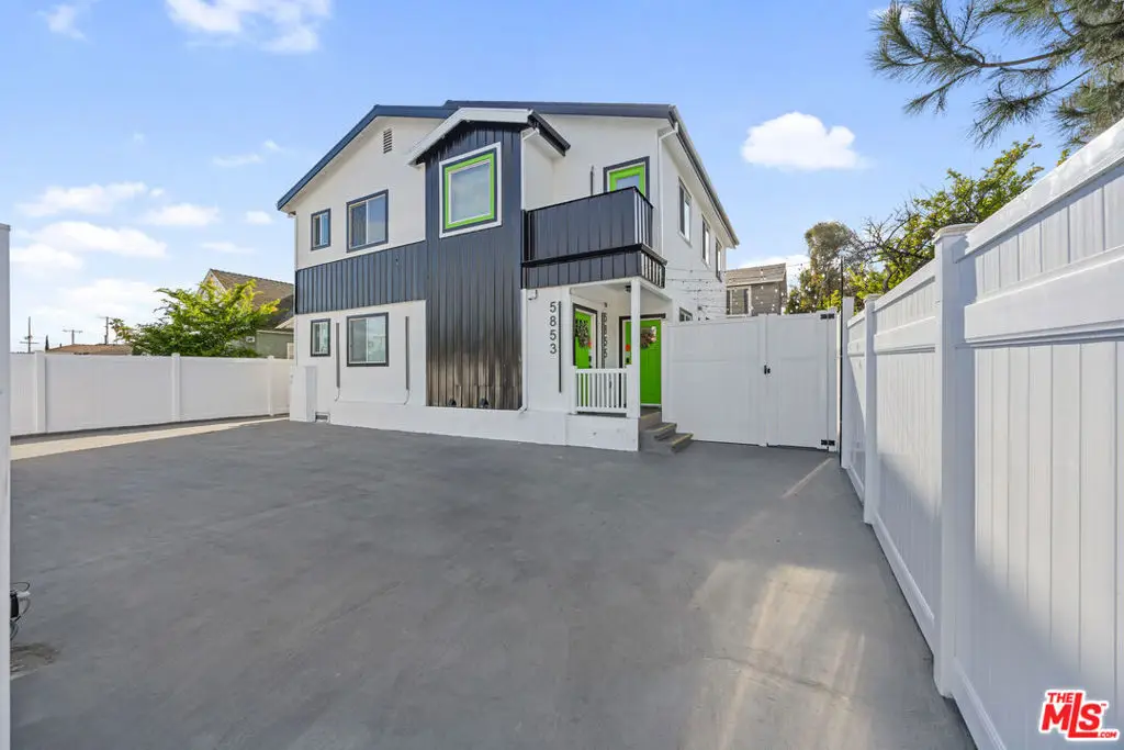 5853 Vineland Avenue, North Hollywood, CA 91601 - Image #1