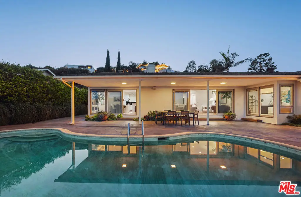 968 Kenfield Avenue, Los Angeles, CA 90049 - Image #1