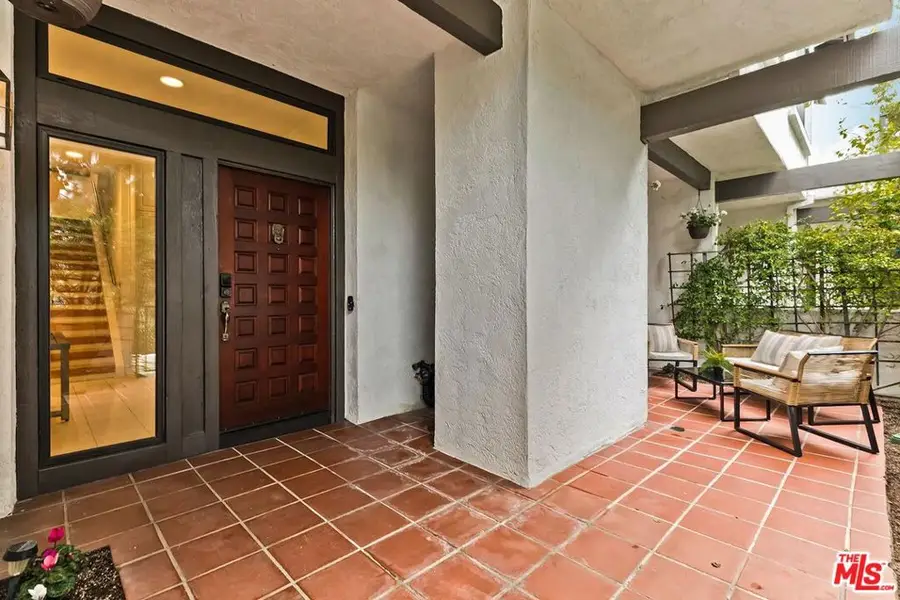 1602 Michael Lane, Pacific Palisades, CA 90272 - Image #2