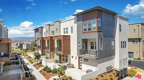 27009 Hummingbird Lane, Valencia, CA 91381