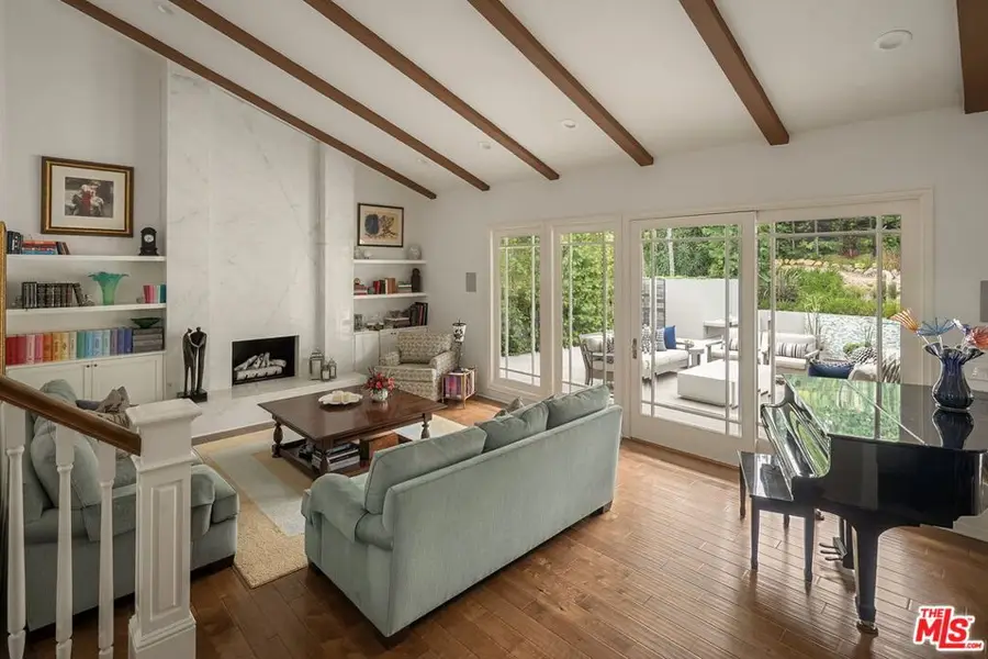 837 N Bundy Drive, Los Angeles, CA 90049 - Image #3