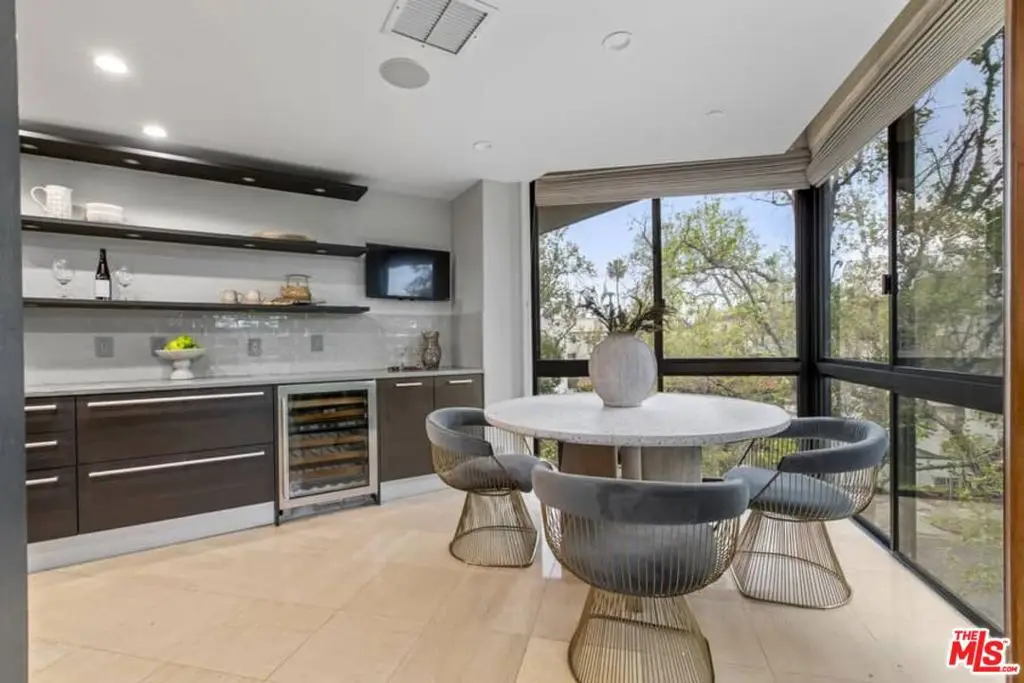 300 N Swall Drive #305, Beverly Hills, CA 90211 - Image #1